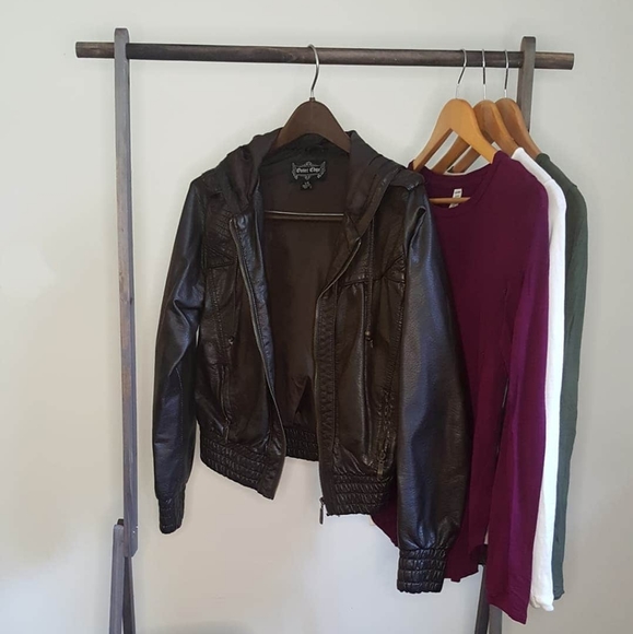 faux leather jacket - Picture 2 of 4